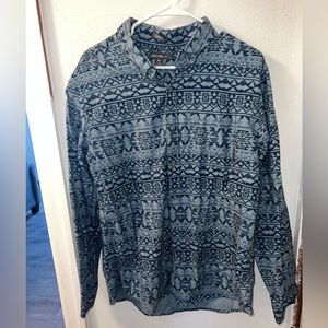#21 EDDIE BAUER mens aztec button down, size large